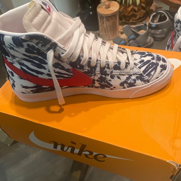 Nike sneakers - Picture 8 of 8